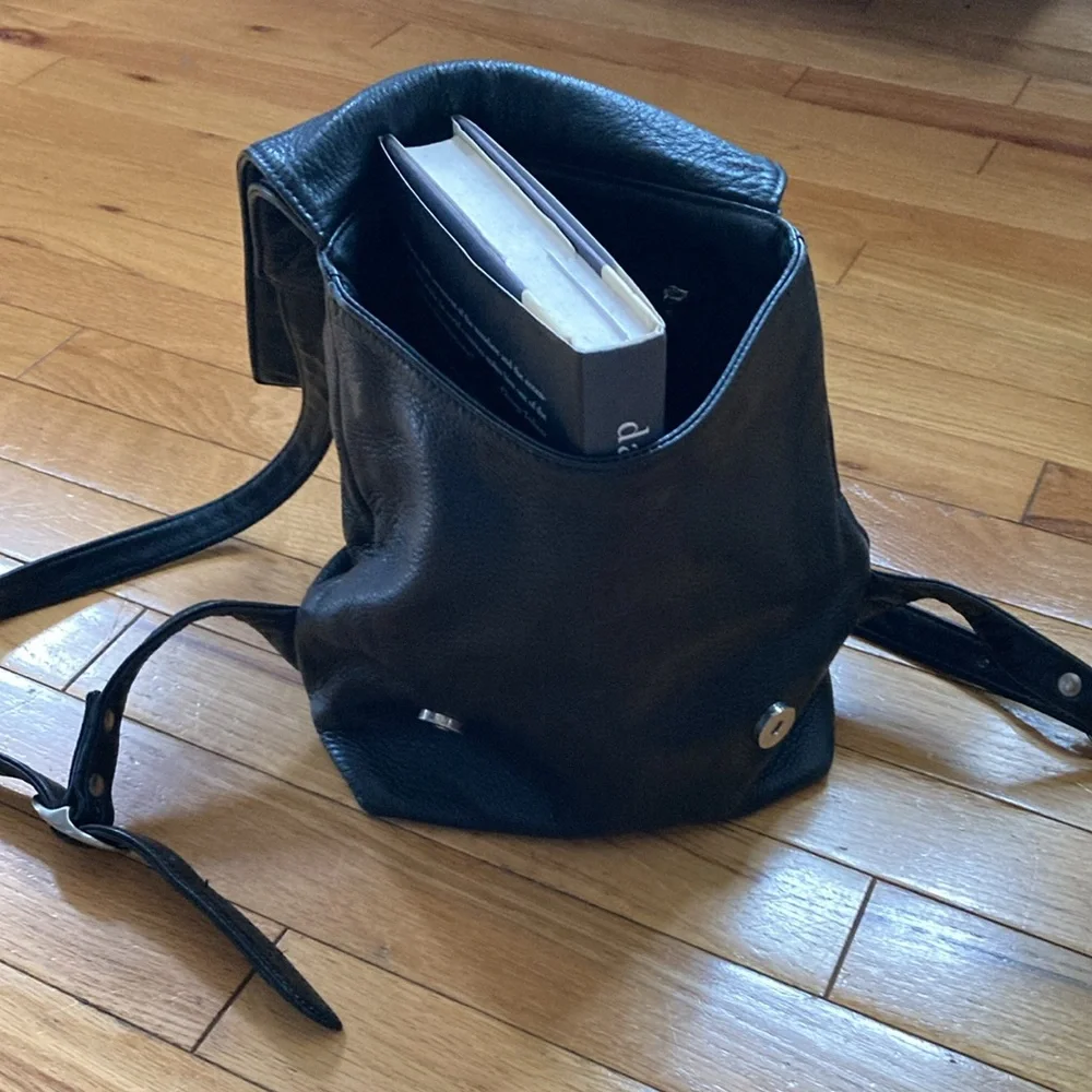 VTG Leather Mini Backpack - Picture 4 of 15